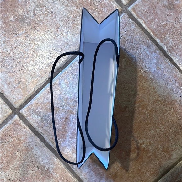 Chanel White COCO MademoiselleMake up bag with shopping bag combo - Picture 5 of 5